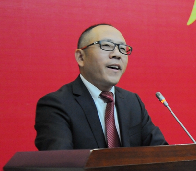 何荣_0526 - 副本.JPG